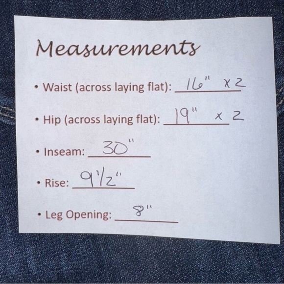 Vera Wang Women’s SZ 8 Dark Blue Bootcut Midrise  Whiskering Stretch Denim Jeans - Picture 8 of 8